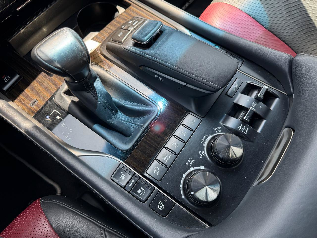 Used 2021 Lexus LX 570 4WD w/ Inspiration Series #2 image 16