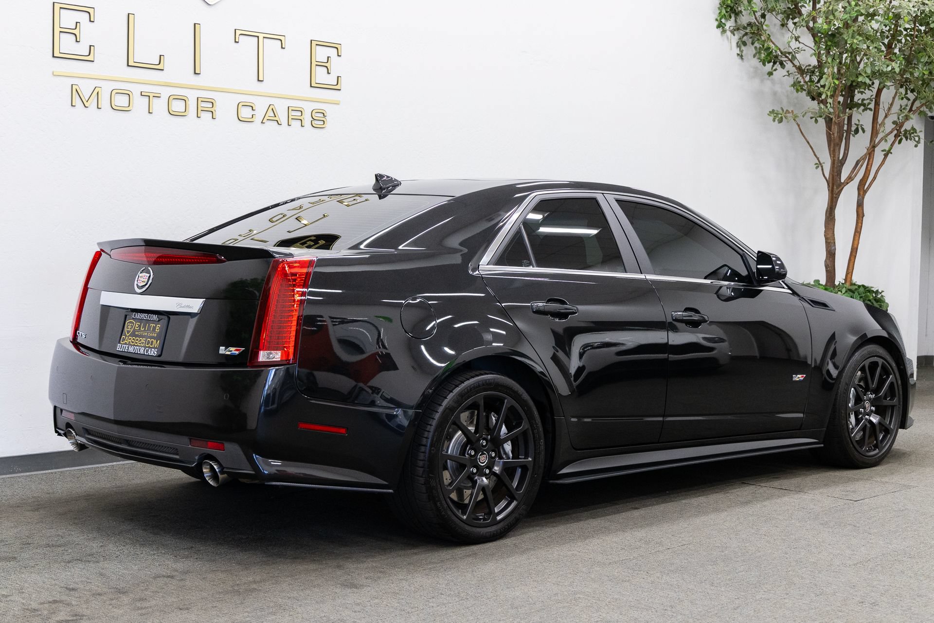 Used 2012 Cadillac CTS V w/ Wood Trim Package RWD image 11