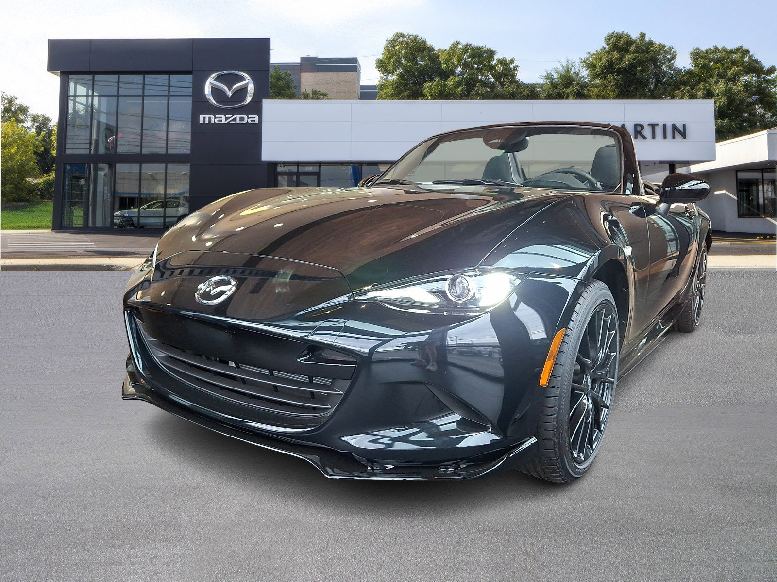 New 2025 MAZDA MX-5 Miata Club w/ Brembo/BBS Recaro Package RWD image 2