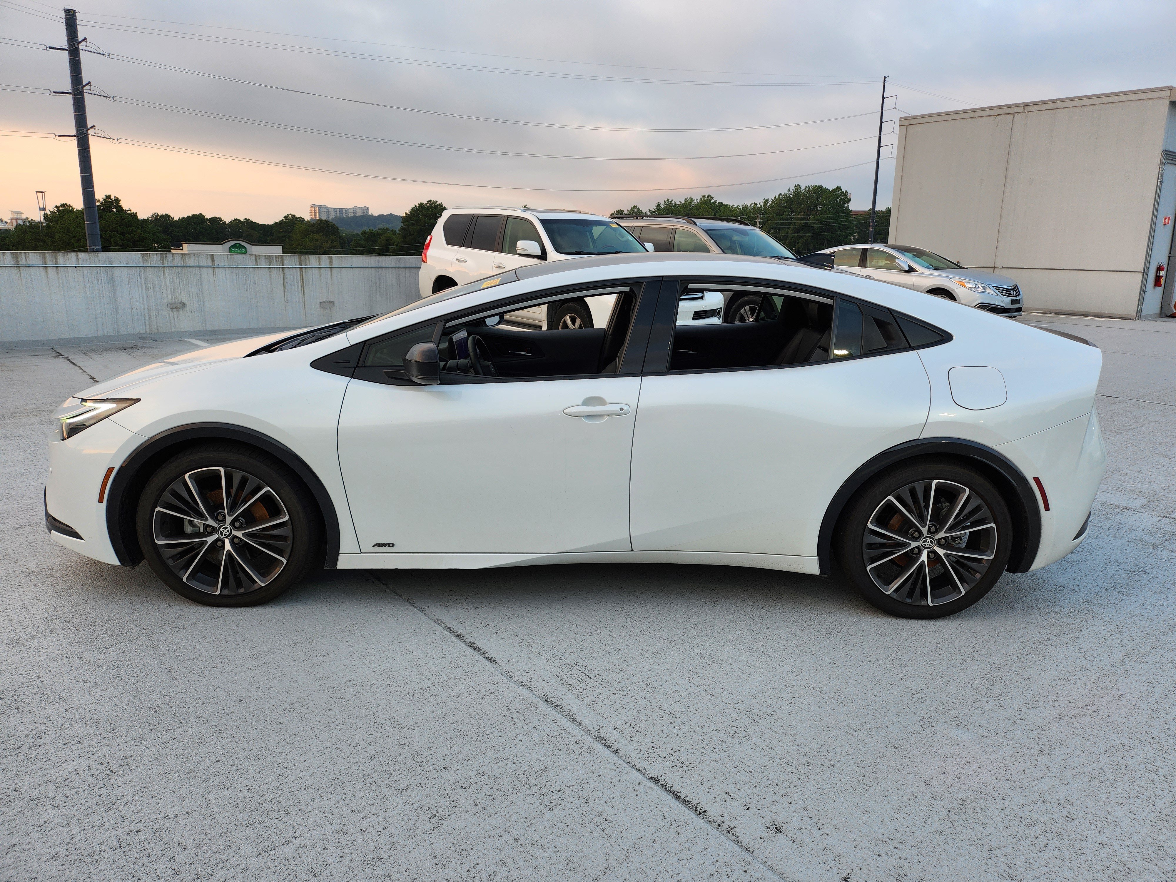 Used 2024 Toyota Prius Limited AWD/4WD image 2