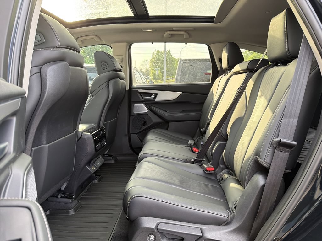 New 2026 Acura MDX FWD w/ Technology Package image 13