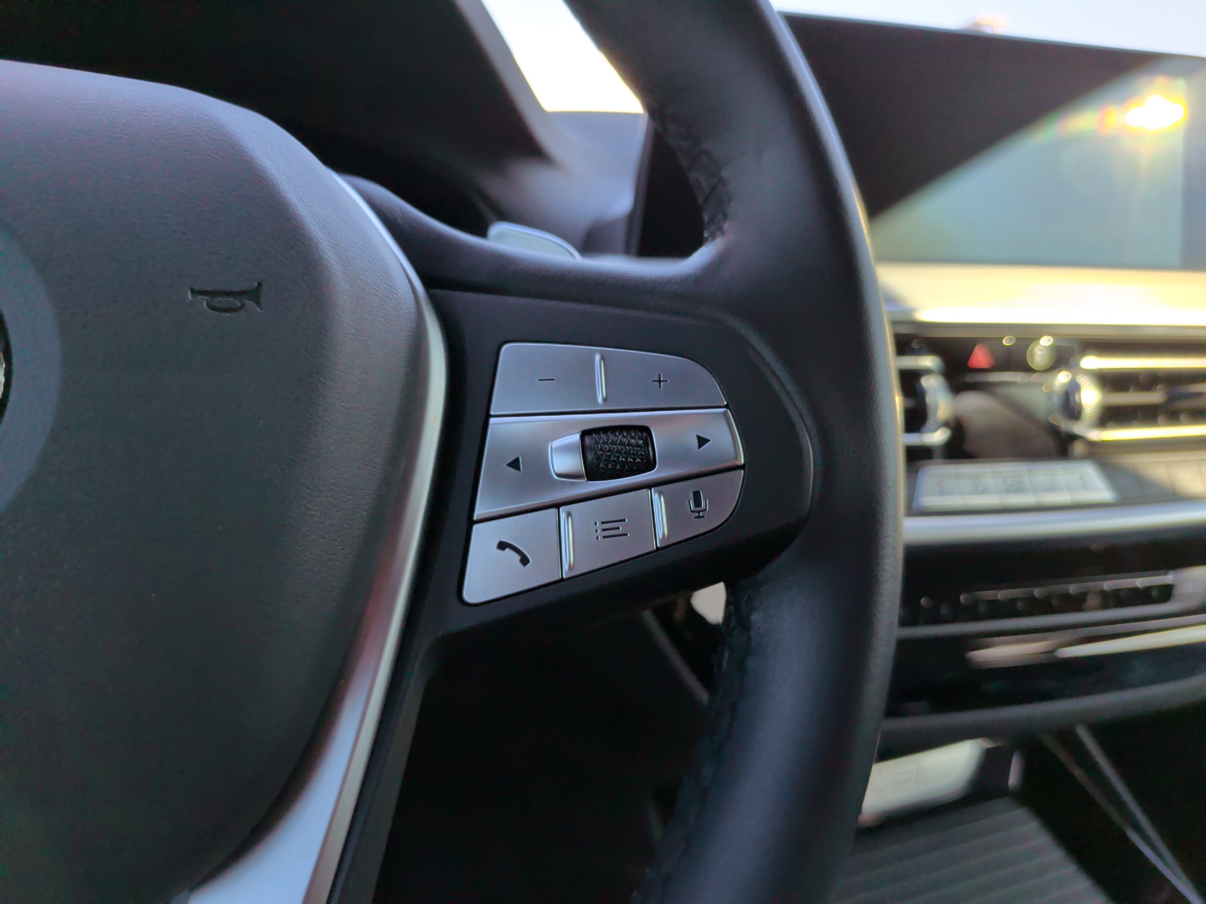 Certified 2024 BMW X3 xDrive30i w/ Convenience Package image 22