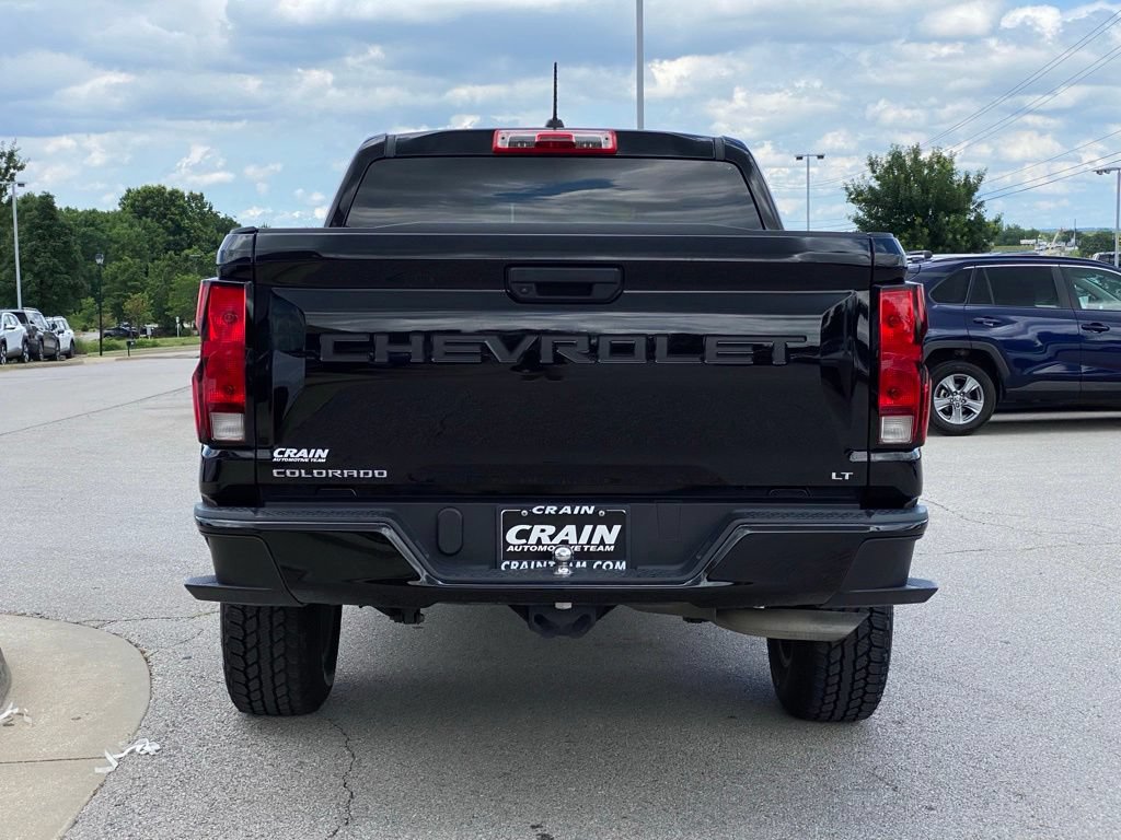 Used 2023 Chevrolet Colorado LT AWD/4WD image 6