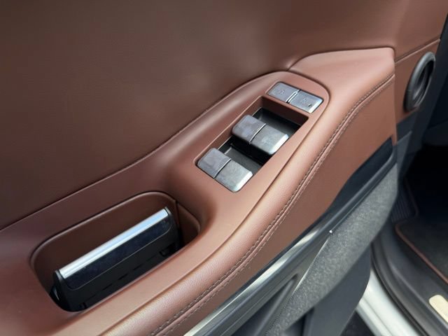 Used 2025 Lincoln Navigator Reserve AWD/4WD image 29