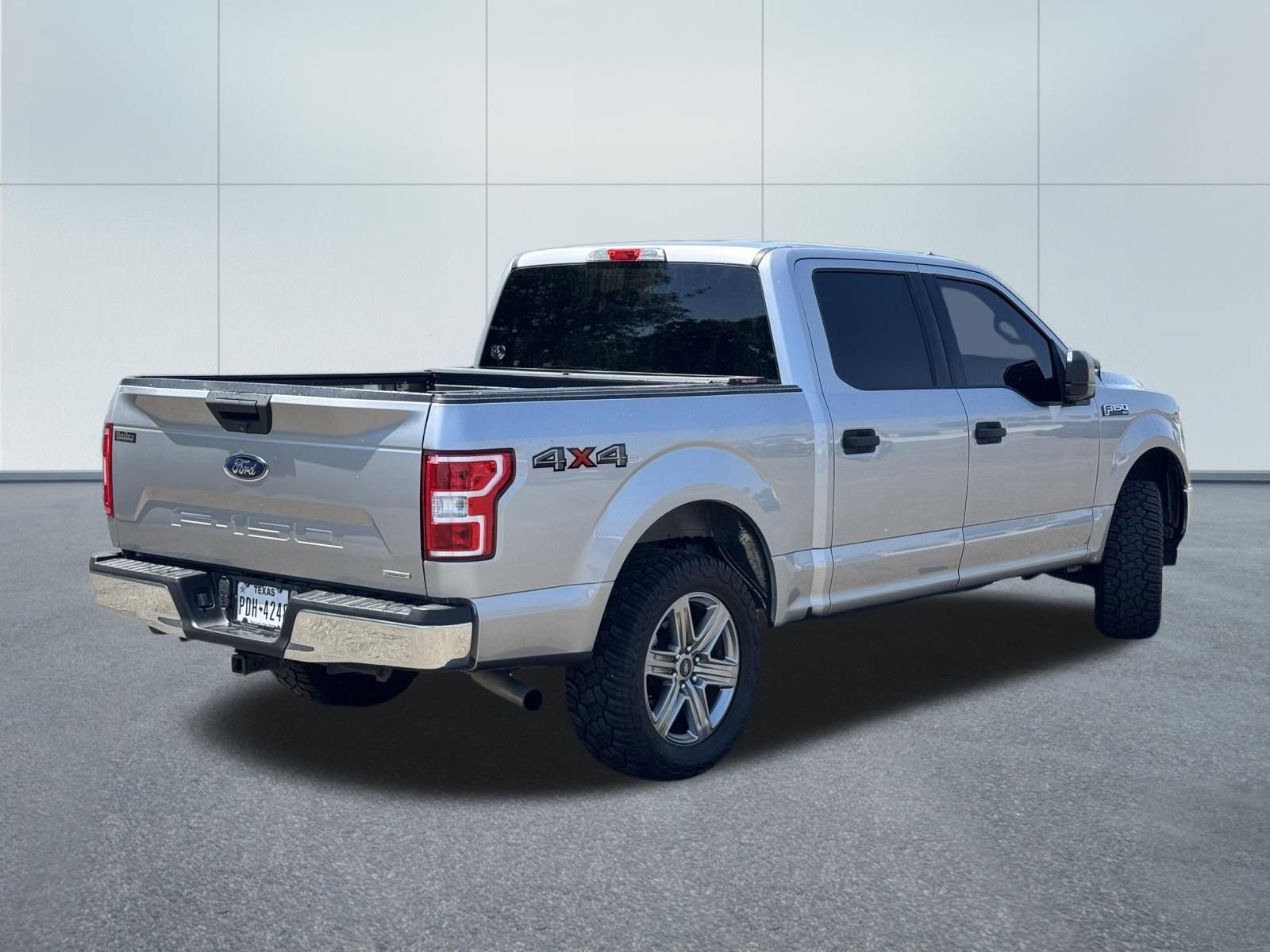 Used 2020 Ford F150 XLT w/ Equipment Group 301A Mid AWD/4WD image 3