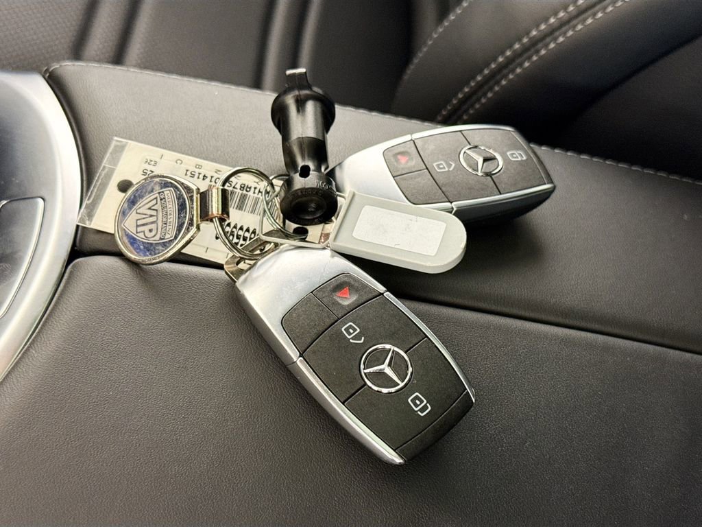Used 2025 Mercedes-Benz G 550 image 17