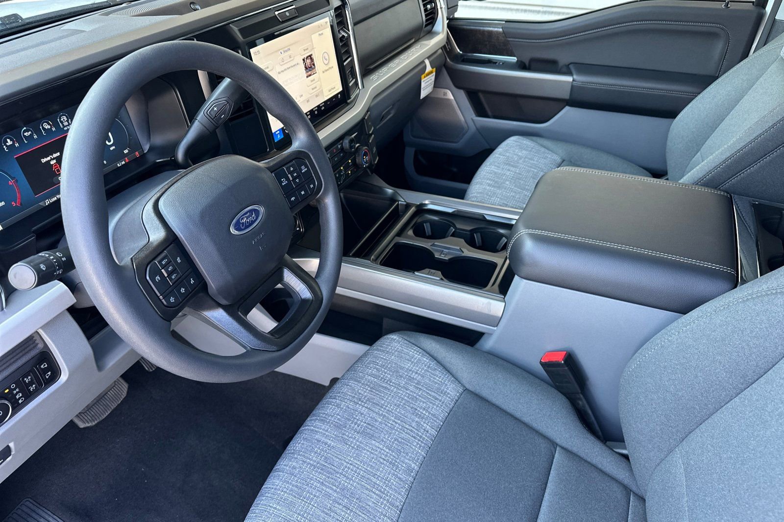 New 2026 Ford F350 XLT w/ XLT Premium Package image 9