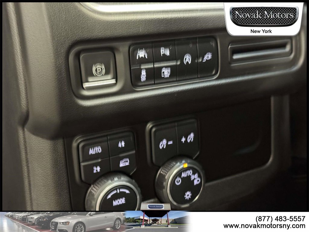 Used 2022 Chevrolet Tahoe LT w/ LT Signature Plus Package image 17