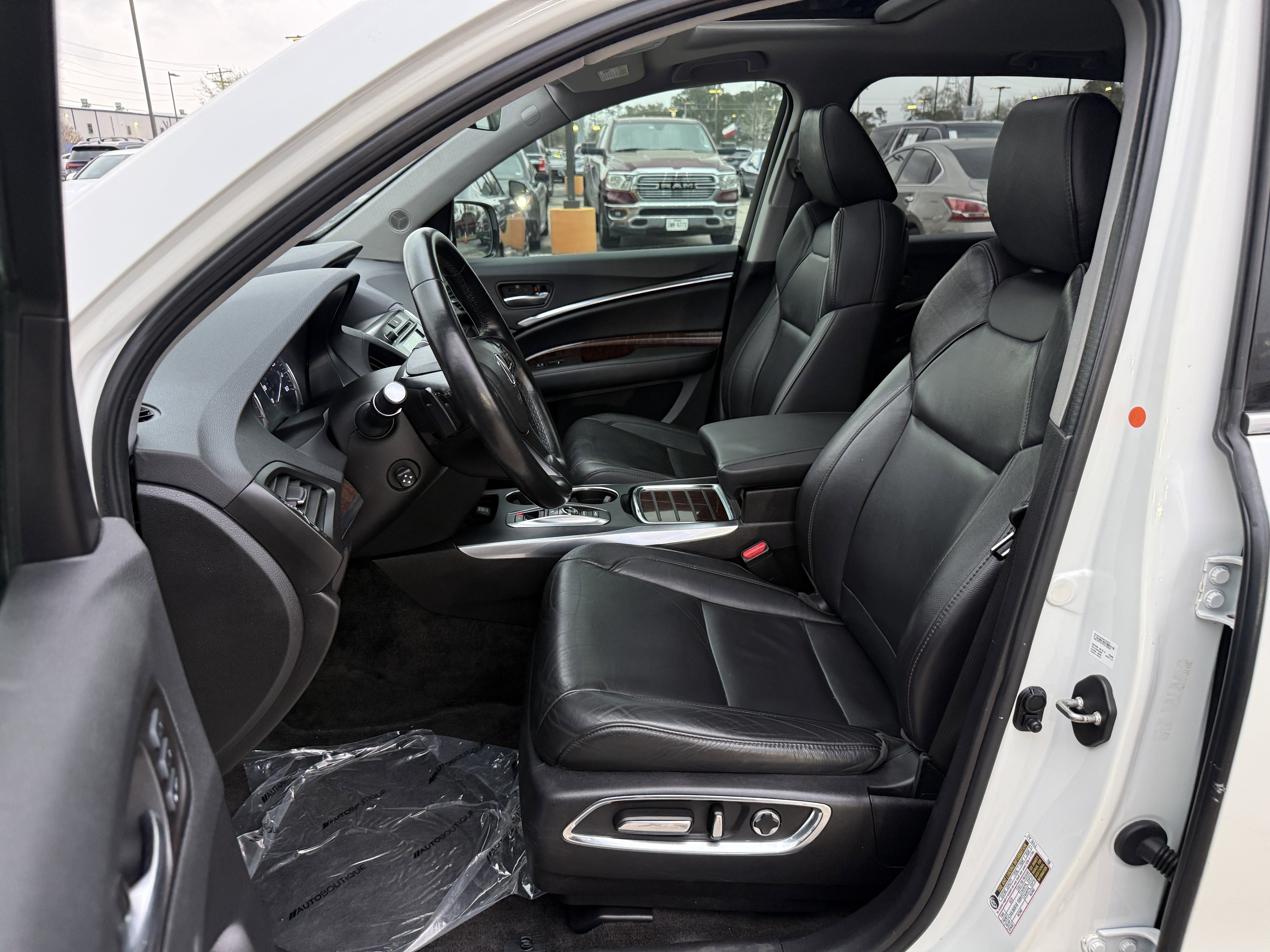 Used 2019 Acura MDX FWD image 26