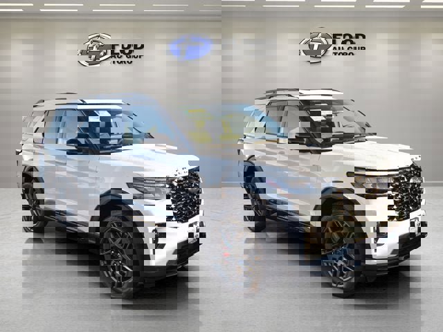 New 2026 Ford Explorer ST-Line w/ ST-Line Street Pack