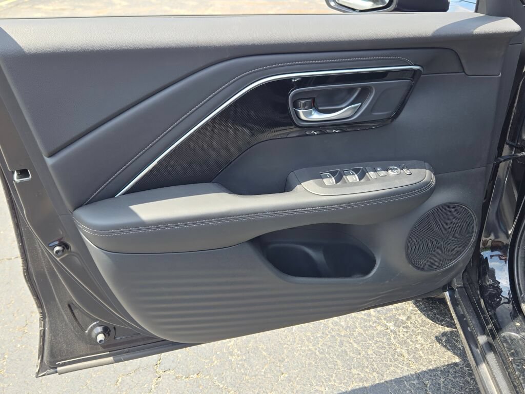Certified 2025 Acura ADX AWD image 27