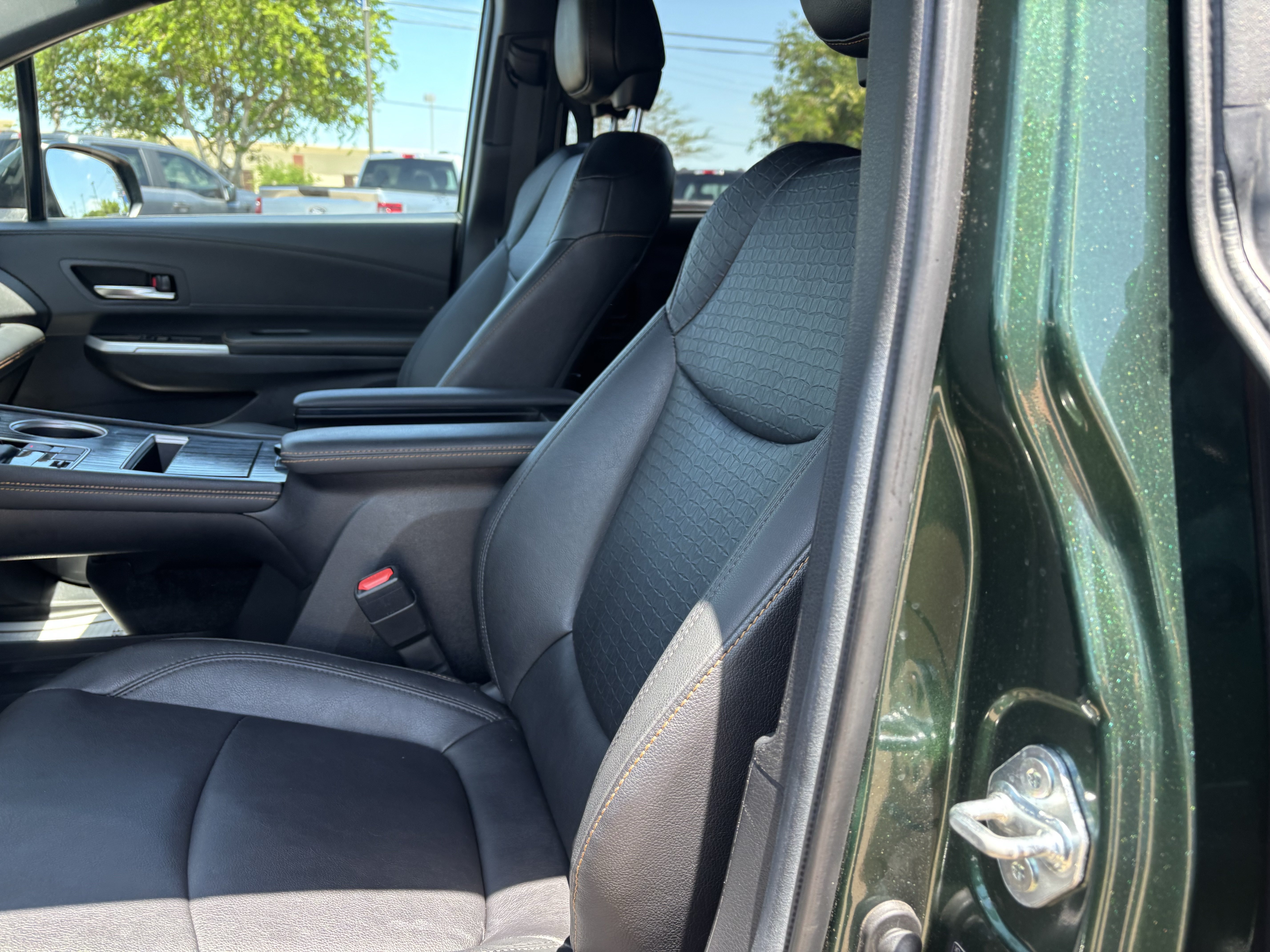 Used 2025 Toyota Sienna XLE Woodland Edition AWD/4WD image 11