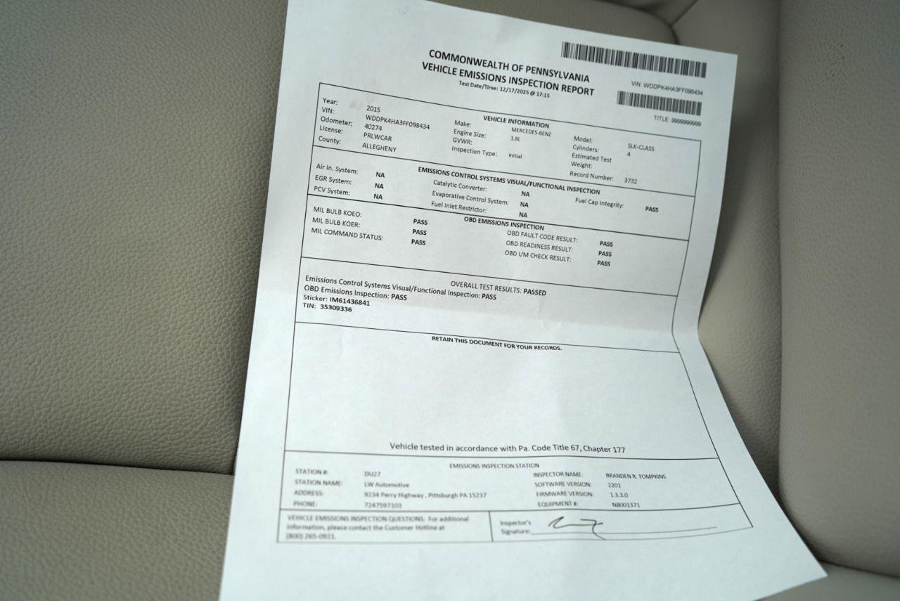 Used 2015 Mercedes-Benz SLK 250 image 64