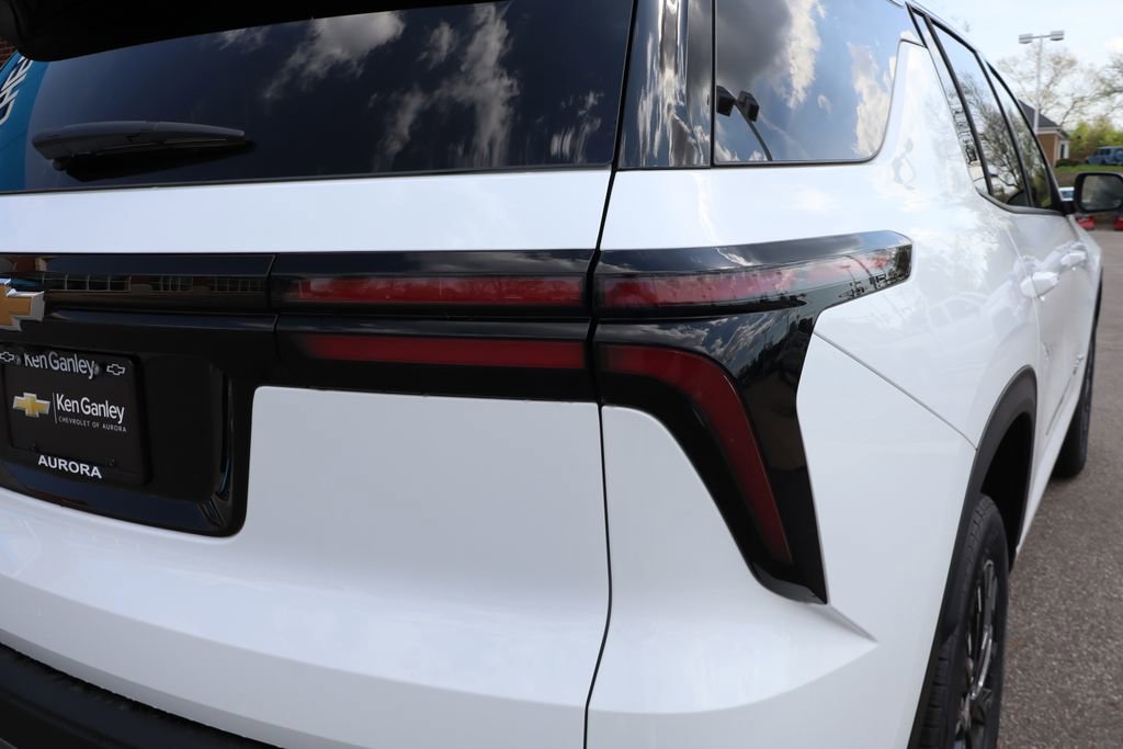 New 2026 Chevrolet Traverse LT w/ Sun and Wheel Package AWD/4WD image 37