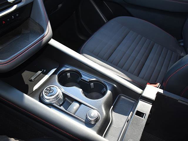 Used 2025 Ford Explorer ST-Line image 26