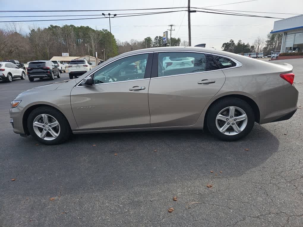 Used 2022 Chevrolet Malibu LS w/ Driver Confidence Package II FWD image 5