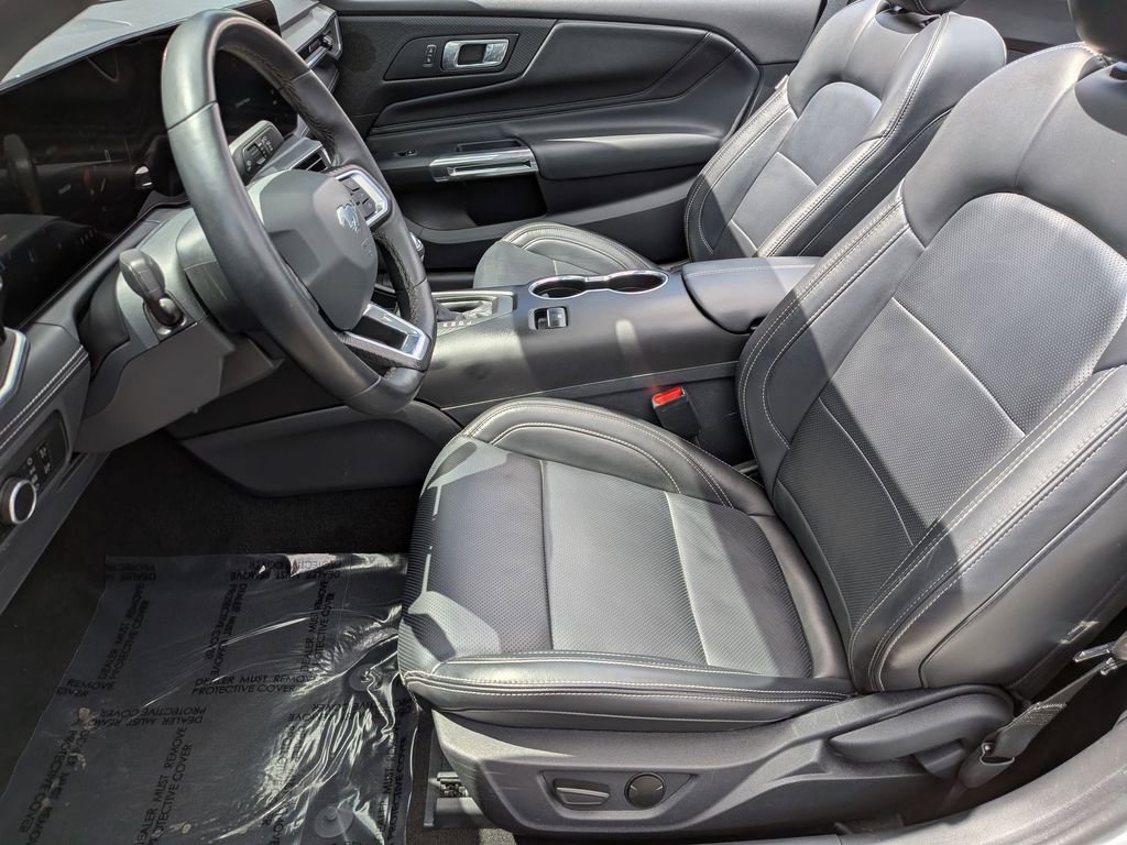 Used 2025 Ford Mustang Premium RWD image 20
