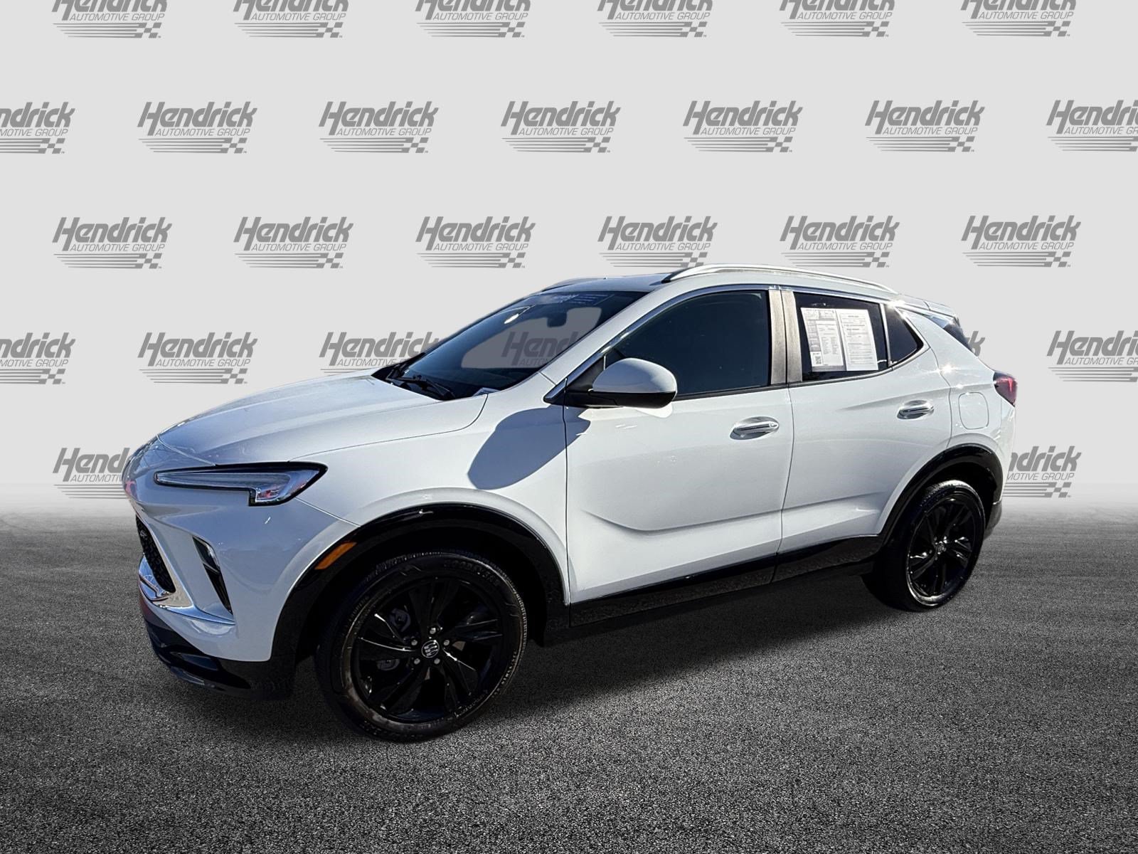 Used 2024 Buick Encore GX Sport Touring FWD image 5