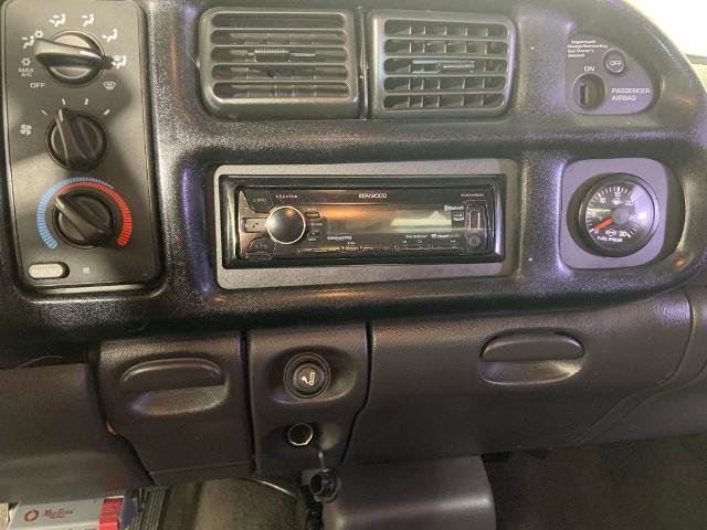 Used 2000 Dodge Ram 2500 Truck 4x4 Quad Cab image 19
