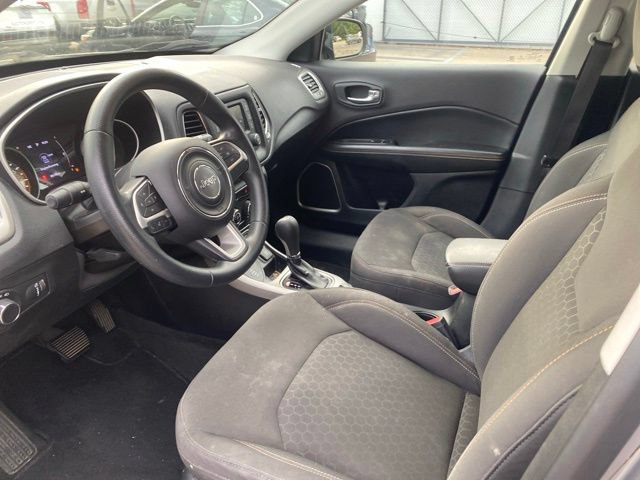 Used 2017 Jeep Compass Sport w/ Tech Group AWD/4WD image 16
