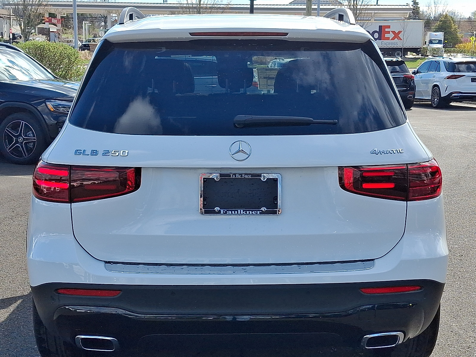 New 2026 Mercedes-Benz GLB 250 4MATIC image 5