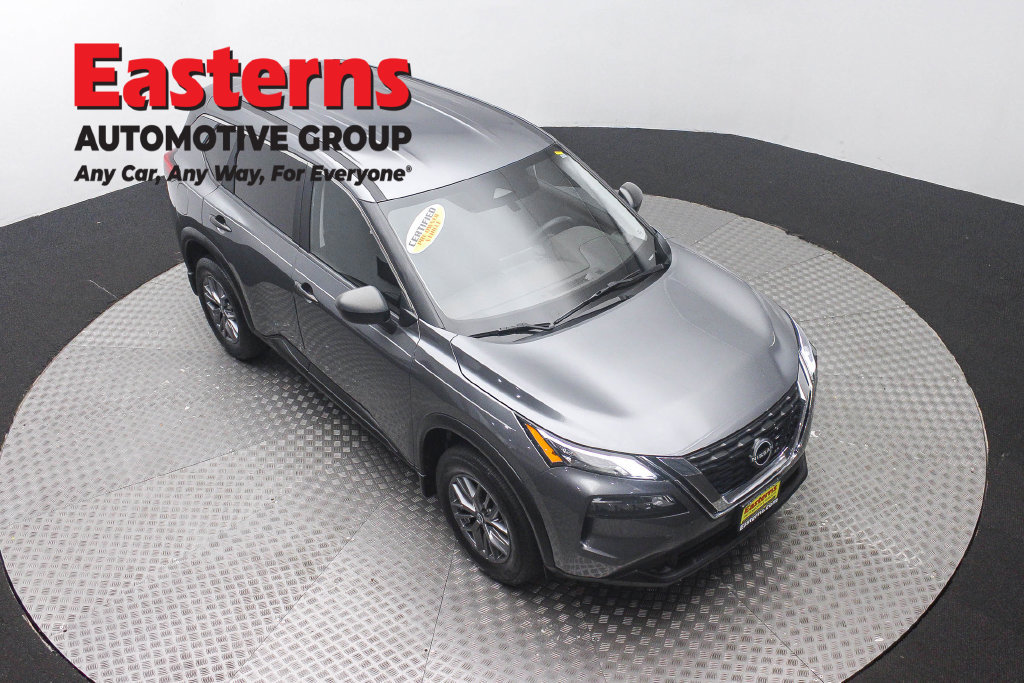Used 2023 Nissan Rogue S AWD/4WD image 5