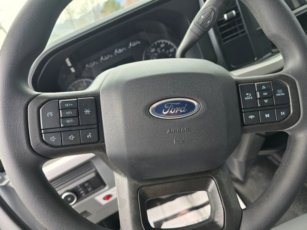 New 2026 Ford F550 4x4 Crew Cab image 29