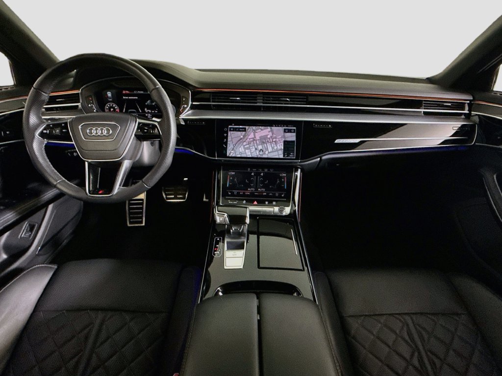 Used 2023 Audi S8 AWD/4WD image 9