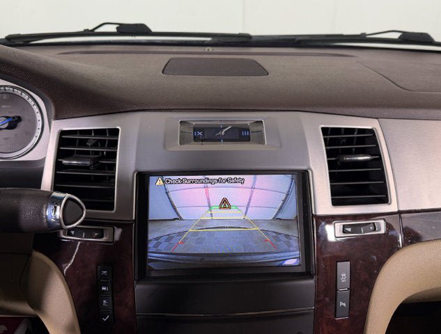 Used 2012 Cadillac Escalade AWD image 14