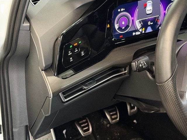 Used 2022 Volkswagen GTI S image 10