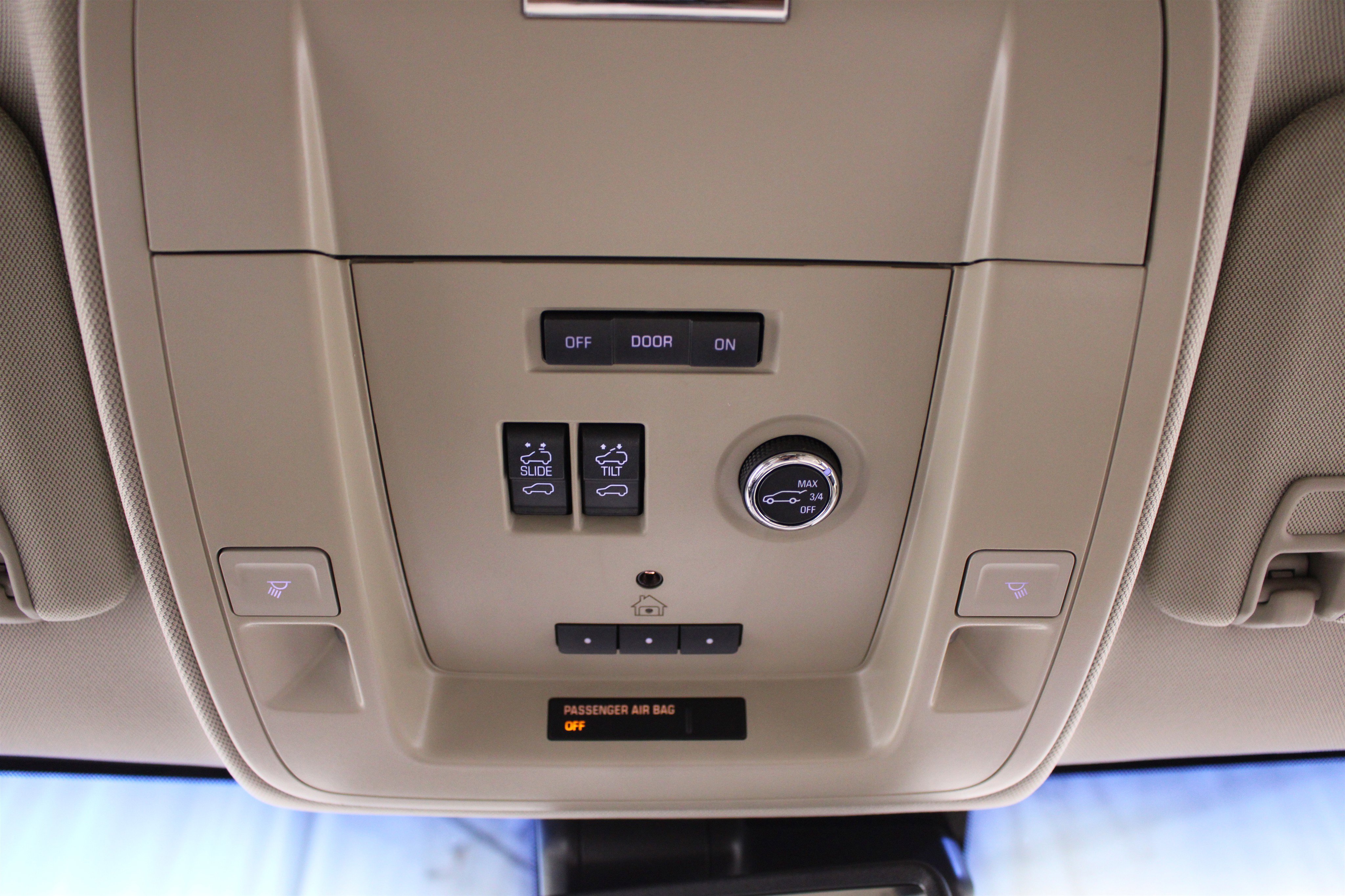 Used 2017 GMC Yukon XL Denali w/ Open Road Package image 22