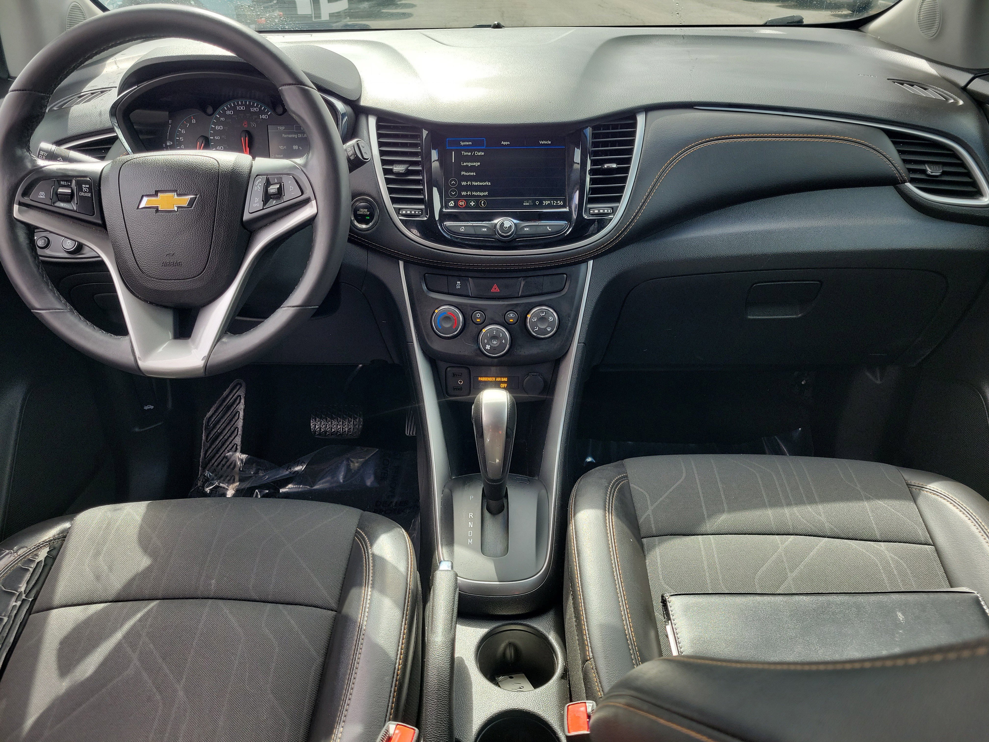 Used 2019 Chevrolet Trax LT w/ LT Convenience Package image 9