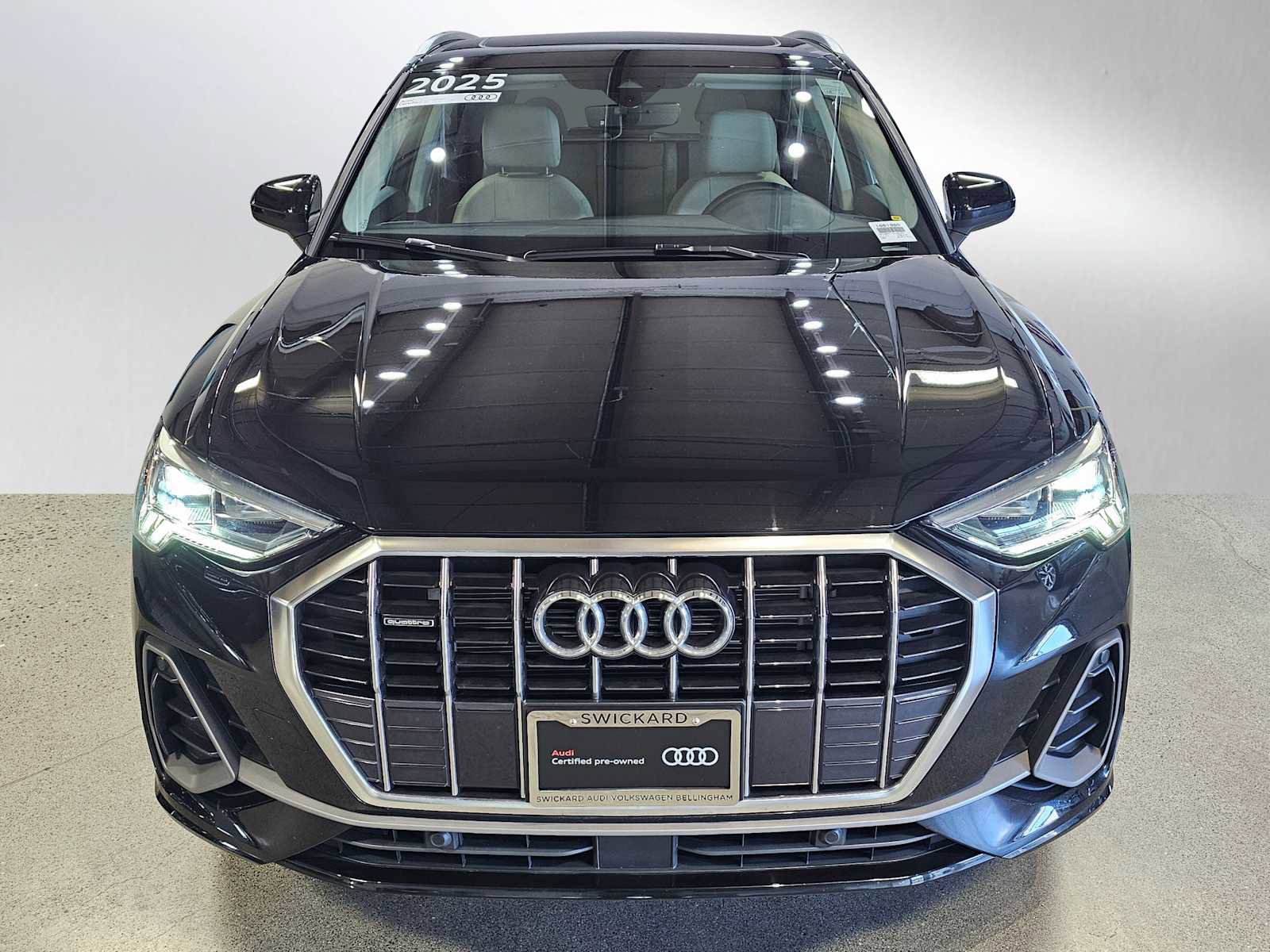 Certified 2025 Audi Q3 2.0T Premium w/ Convenience Package image 2
