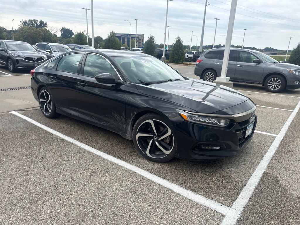 Used 2018 Honda Accord Sport image 2