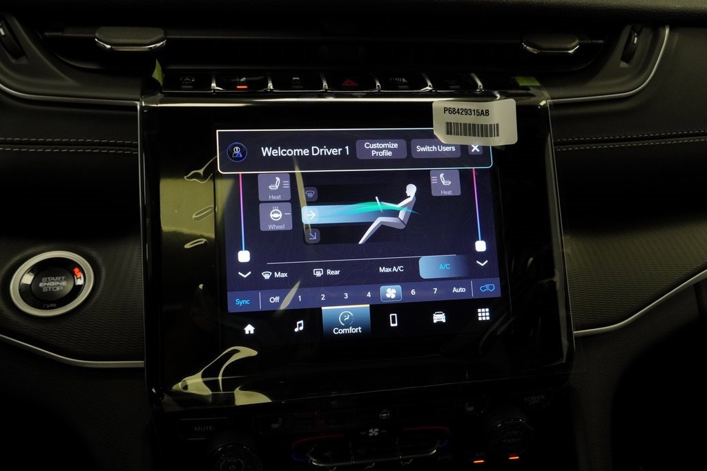 New 2025 Jeep Grand Cherokee Laredo image 22