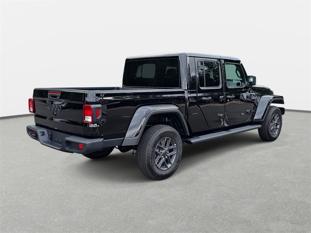 New 2025 Jeep Gladiator Sport image 5