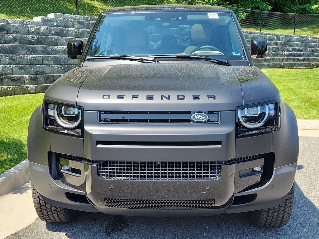 New 2026 Land Rover Defender 110 S AWD/4WD image 8