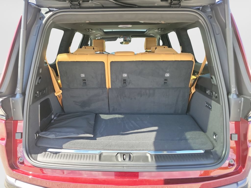 New 2026 Jeep Grand Wagoneer Summit AWD/4WD image 9
