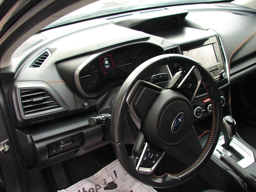 Used 2020 Subaru Crosstrek 2.0i Premium image 8