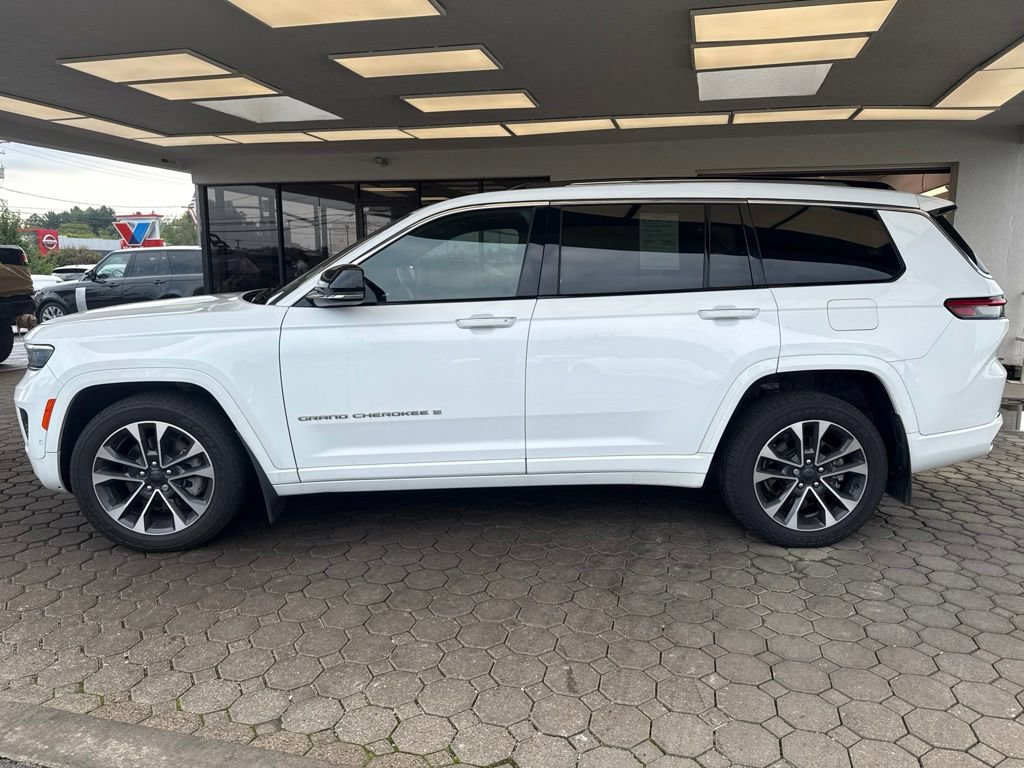 Used 2021 Jeep Grand Cherokee L Overland w/ Luxury Tech Group IV AWD/4WD image 9