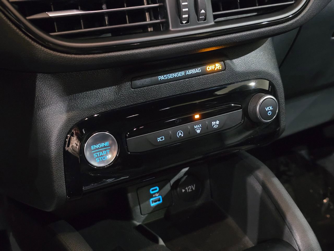 Used 2023 Ford Escape ST-Line Select w/ Tech Pack #2 image 30