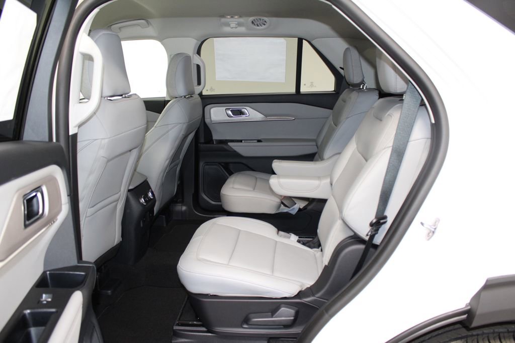 New 2025 Ford Explorer Active w/ Active Comfort Package image 28