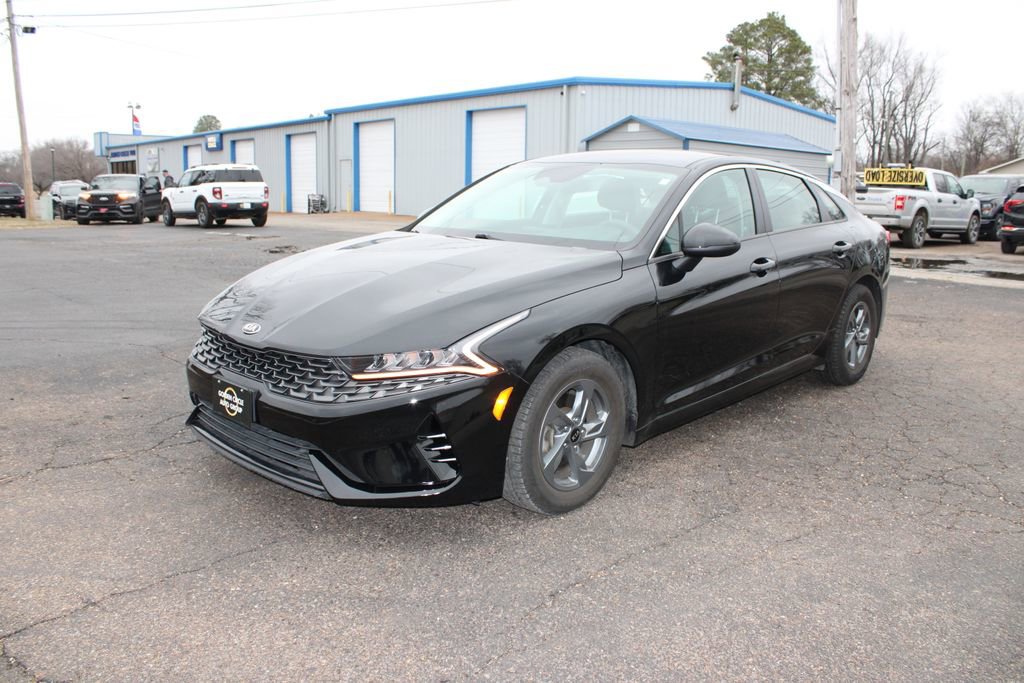 Used 2021 Kia K5 LXS image 4