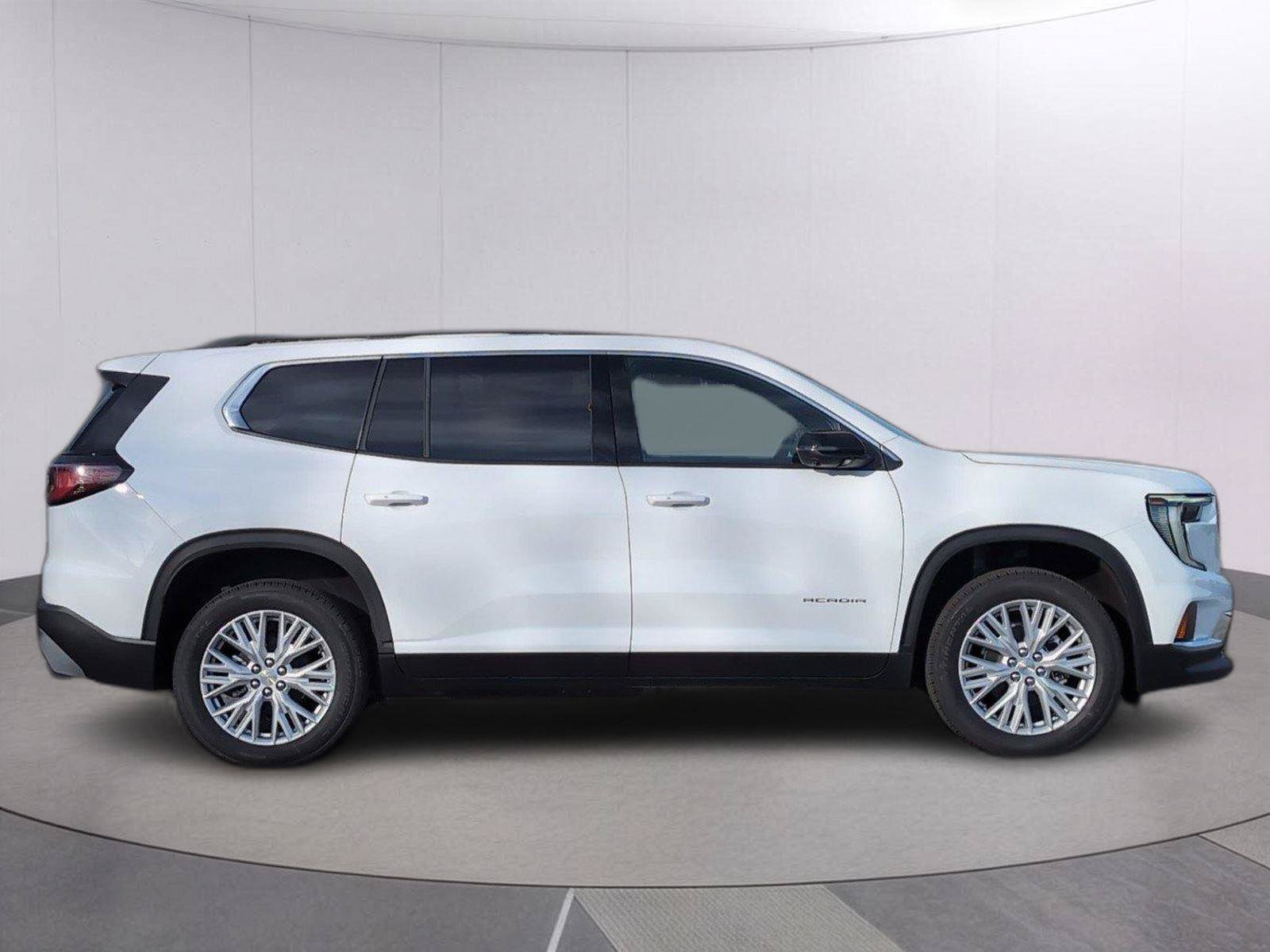 New 2026 GMC Acadia Elevation w/ Elevation Premium Package FWD image 2