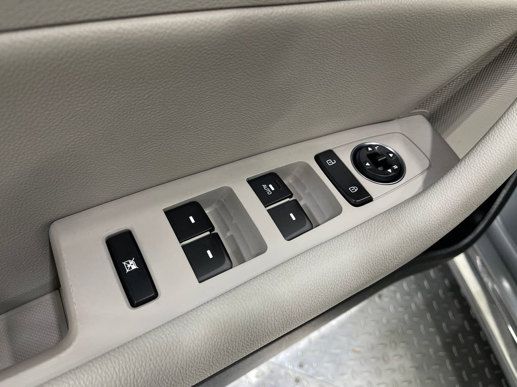 Used 2017 Hyundai Sonata Sport w/ Value Edition Package 02 image 15