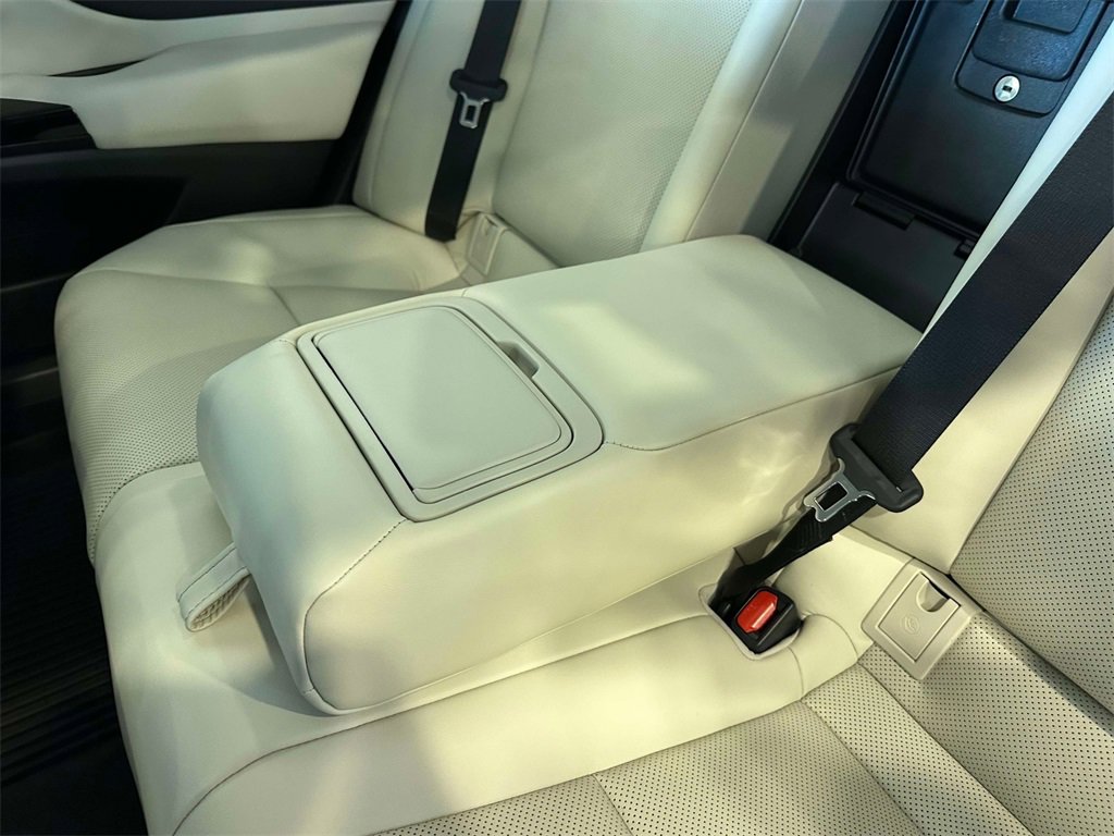 New 2025 Lexus ES 350 350 image 13