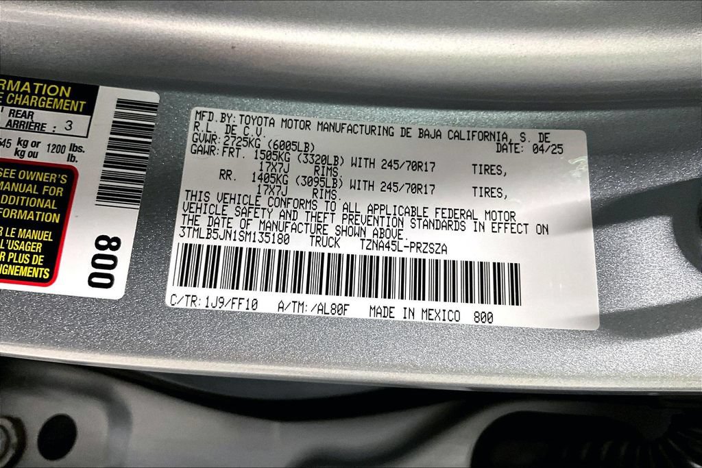 Used 2025 Toyota Tacoma SR5 AWD/4WD image 41