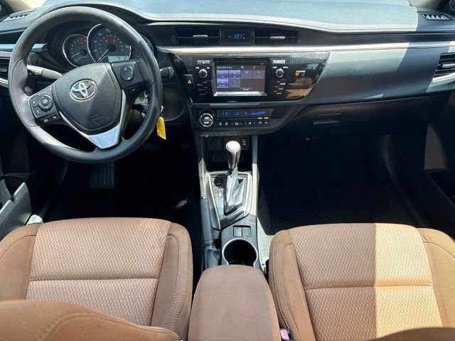 Used 2015 Toyota Corolla LE FWD image 16