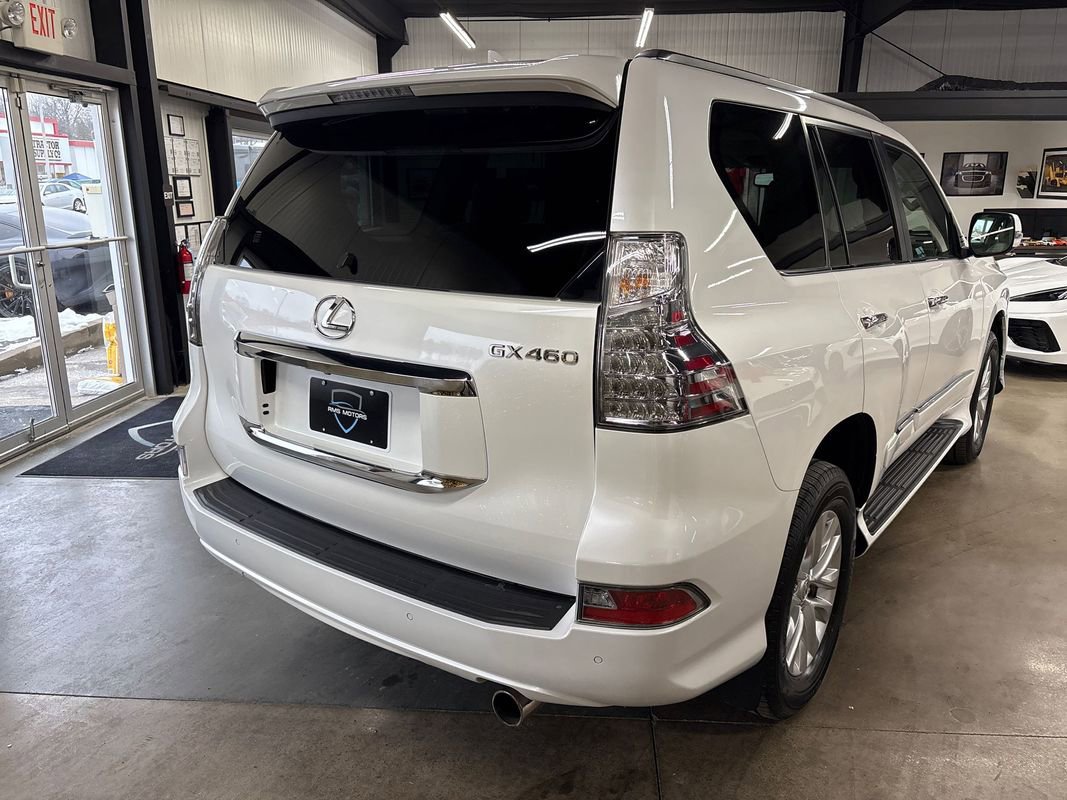 Used 2018 Lexus GX 460 image 10