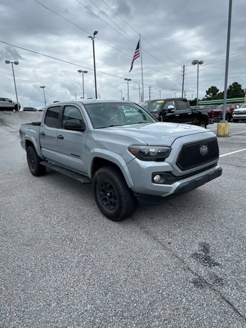 Used 2019 Toyota Tacoma SR5 RWD image 4